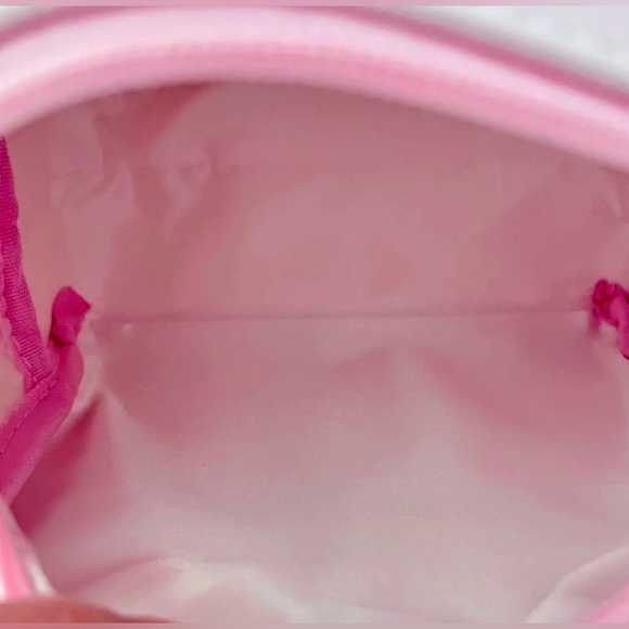 NEW The Creme Shop Disney Makeup Bag - Picture 4 of 5